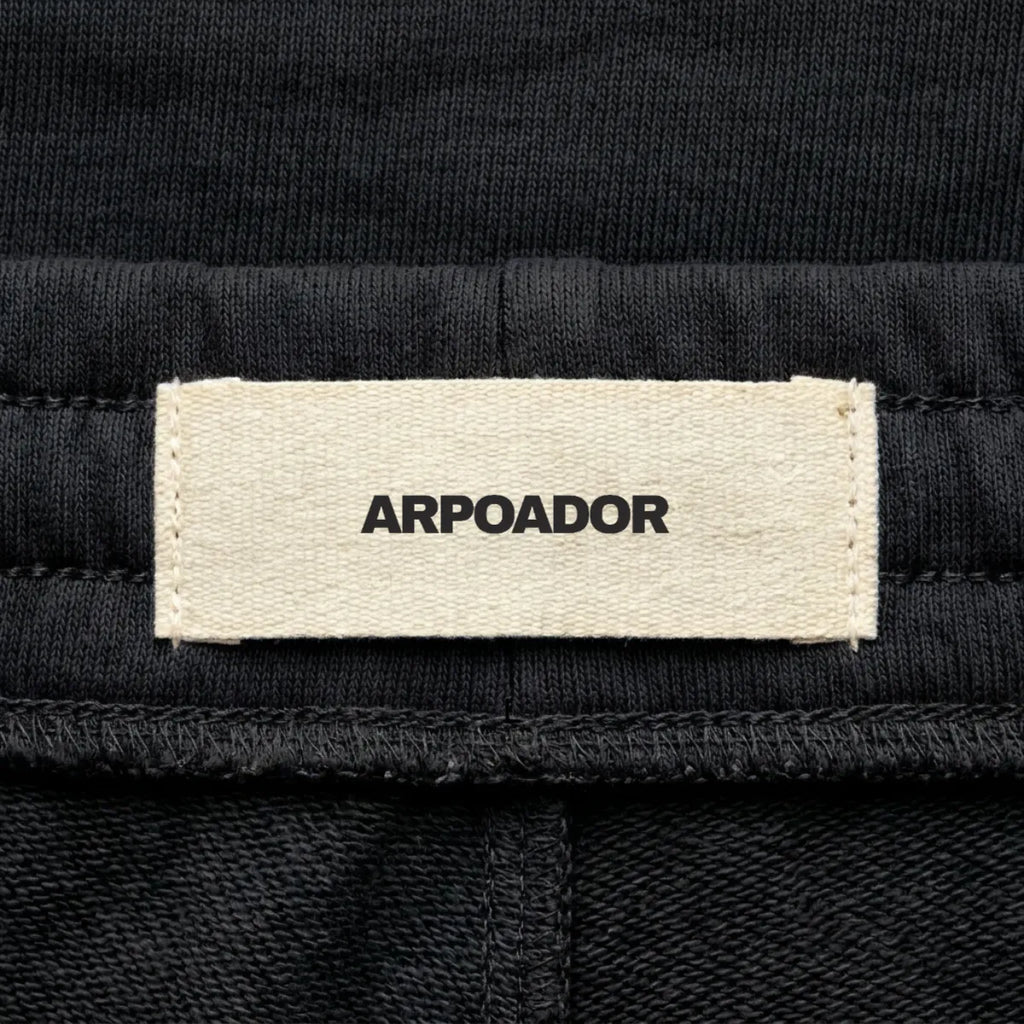Label_Black_1784468464134.webp